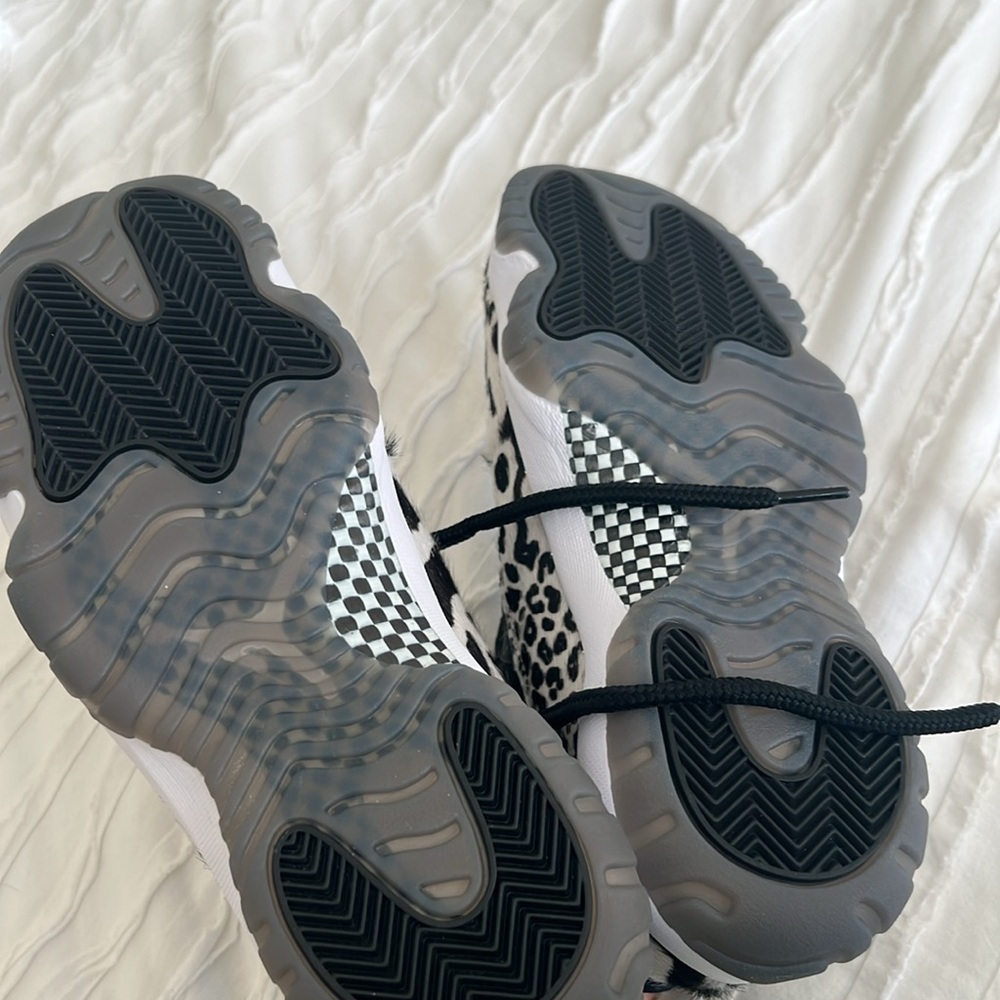 Women's Jordan 11 Black and White Animal Print Sneakers - Picture 9 of 9